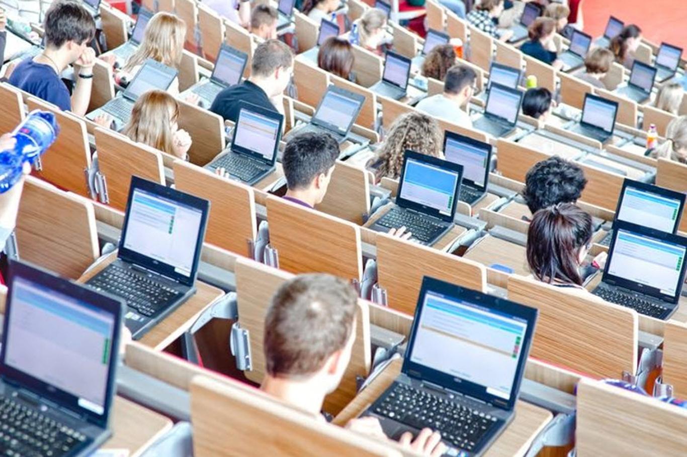 e-sınav dönemi "kalfalık-ustalık" sınavıyla başladı e-sınav dönemi "kalfalık-ustalık" sınavıyla başladı
